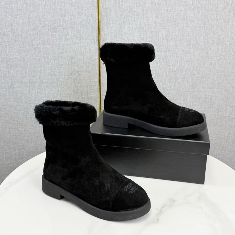 Ch**el boots